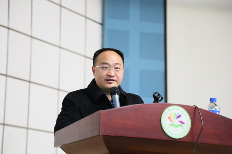 0Y8A8331.JPG 0Y8A8331.JPG