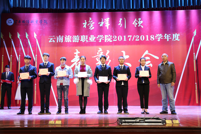 0Y8A8057.JPG 0Y8A8057.JPG