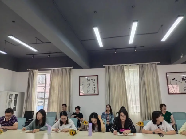 江南官方注册党群党支部与文化艺术学院党支部一起上党课,重温“七一”重要讲话精神-修改版444.png 江南官方注册党群党支部与文化艺术学院党支部一起上党课,重温“七一”重要讲话精神-修改版444.png