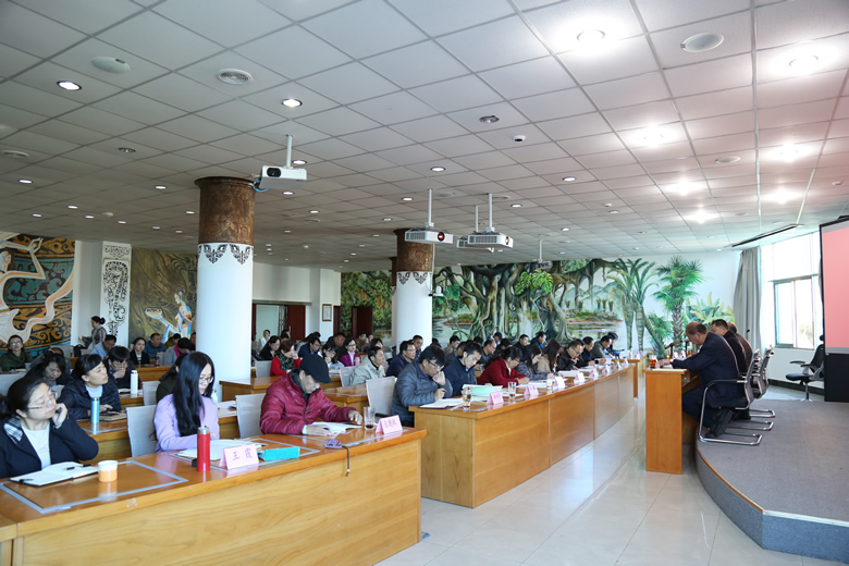 0Y8A8250.JPG 0Y8A8250.JPG